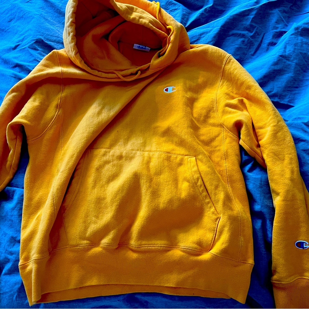 Champion hoody. Men’s medium - Yellow